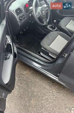 Седан Volkswagen Polo 2012 в 