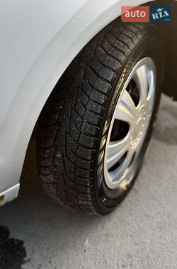 Хетчбек Volkswagen Polo 2006 в 