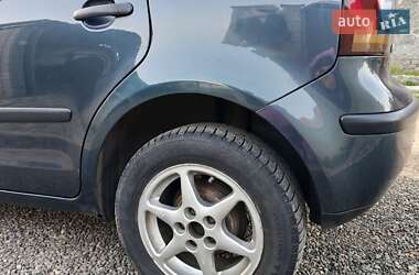 Хэтчбек Volkswagen Polo 2006 в 