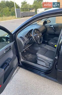 Хетчбек Volkswagen Polo 2005 в 
