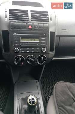 Хетчбек Volkswagen Polo 2005 в 