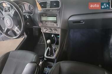 Хэтчбек Volkswagen Polo 2010 в 