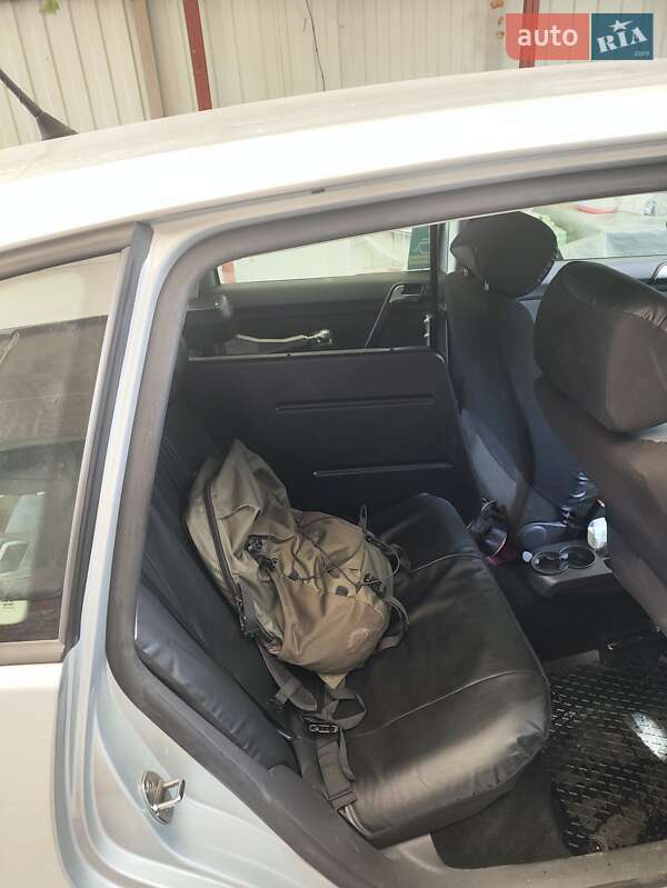 Хэтчбек Volkswagen Polo 2007 в Киеве