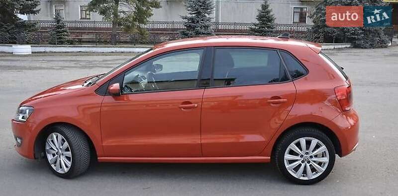 Хетчбек Volkswagen Polo 2010 в Івано-Франківську