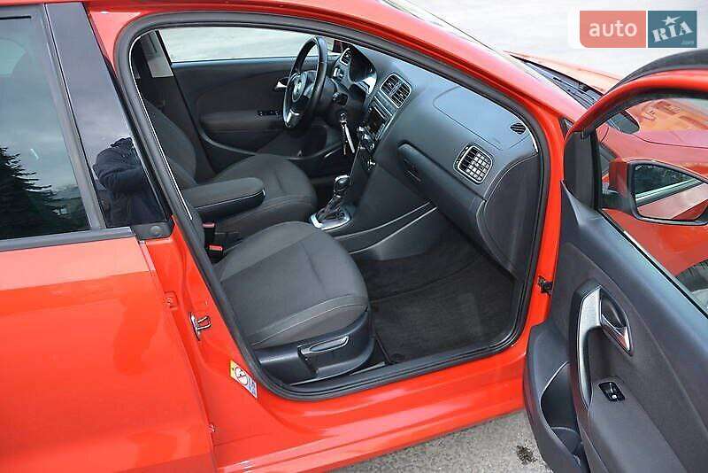 Хетчбек Volkswagen Polo 2010 в Івано-Франківську