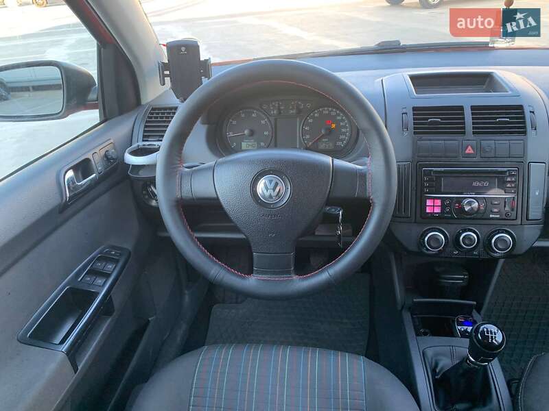 Хэтчбек Volkswagen Polo 2007 в Киеве