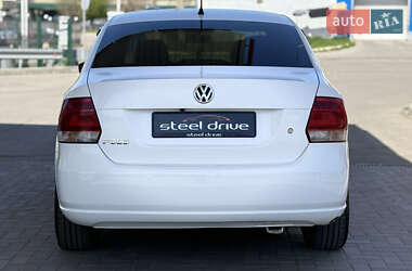 Седан Volkswagen Polo 2011 в 