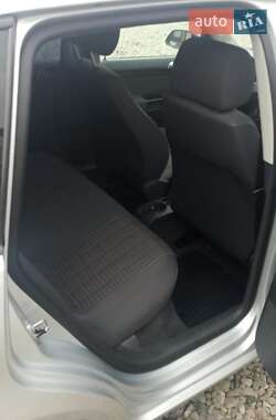 Хетчбек Volkswagen Polo 2006 в 
