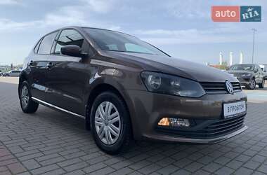 Хетчбек Volkswagen Polo 2016 в 