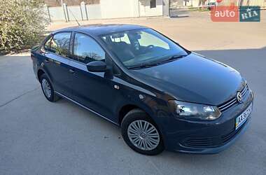 Седан Volkswagen Polo 2011 в 
