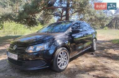 Седан Volkswagen Polo 2012 в Днепре