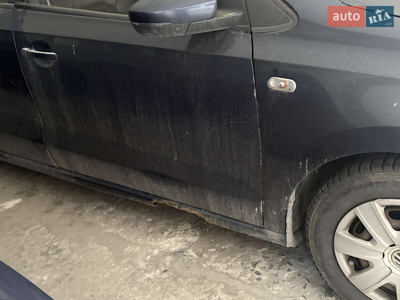 Седан Volkswagen Polo 2012 в Львове