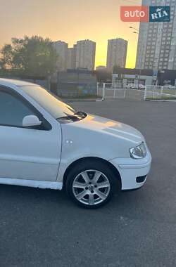 Хэтчбек Volkswagen Polo 2000 в Киеве