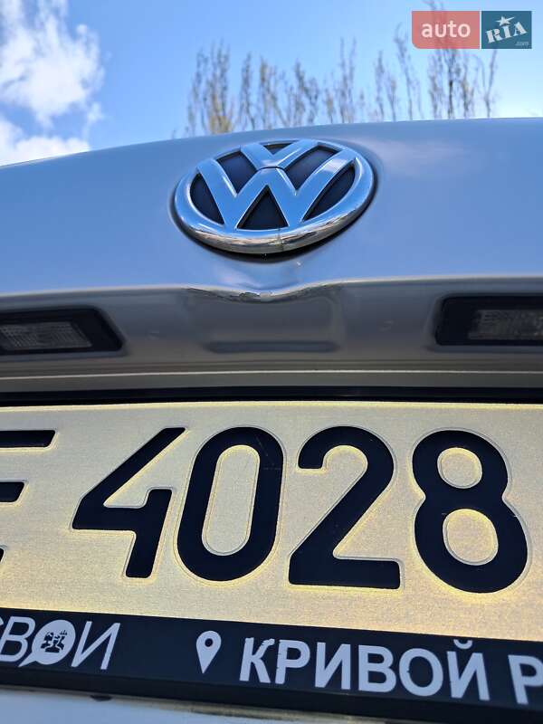 Седан Volkswagen Polo 2012 в Запорожье