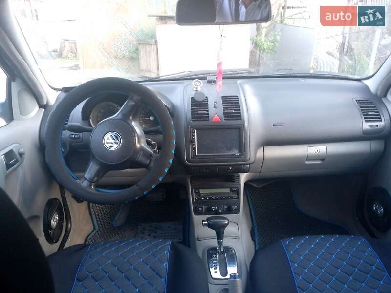 Volkswagen Polo 2000
