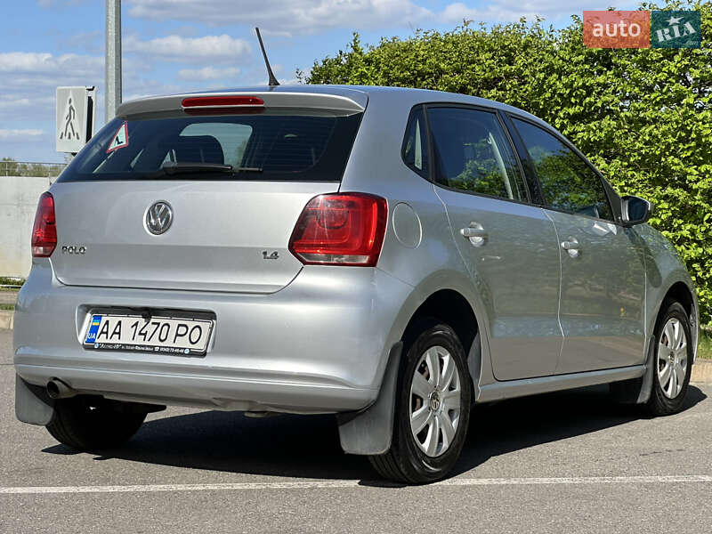 Хэтчбек Volkswagen Polo 2011 в Киеве