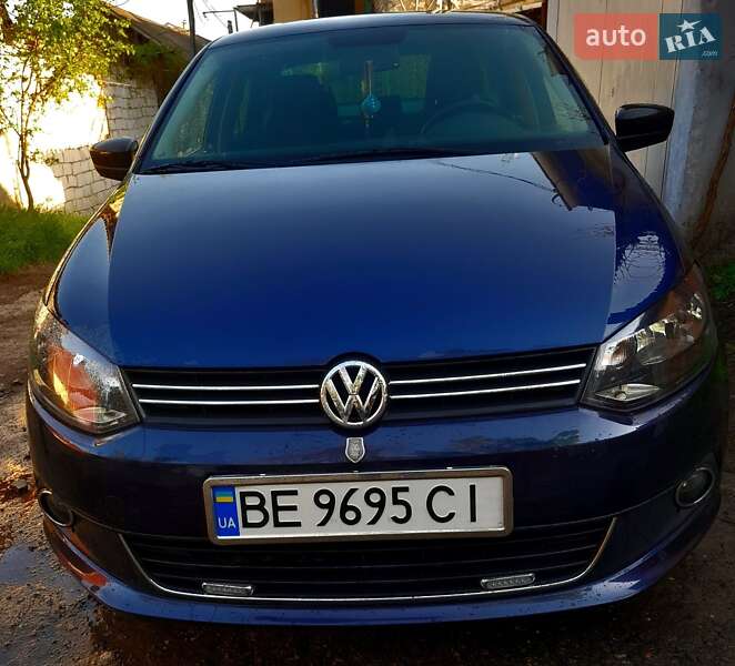 Седан Volkswagen Polo 2014 в Николаеве