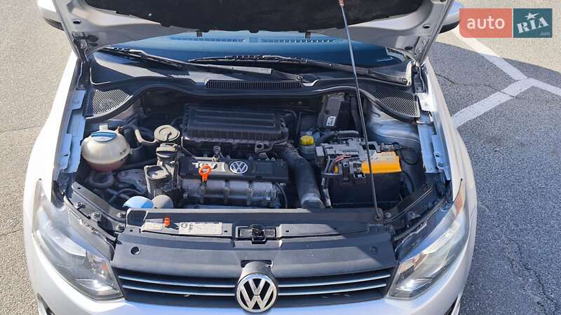 Седан Volkswagen Polo 2012 в Киеве