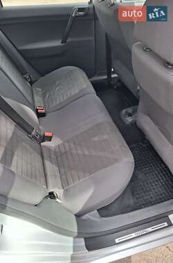 Хетчбек Volkswagen Polo 2006 в 