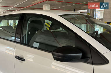 Хэтчбек Volkswagen Polo 2009 в 