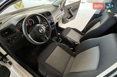 Хэтчбек Volkswagen Polo 2009 в 