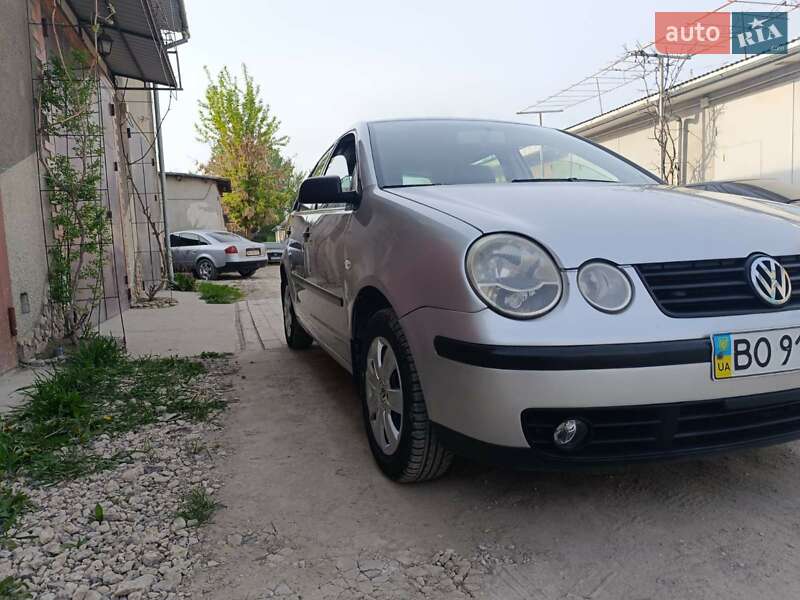 Хетчбек Volkswagen Polo 2003 в Тернополі