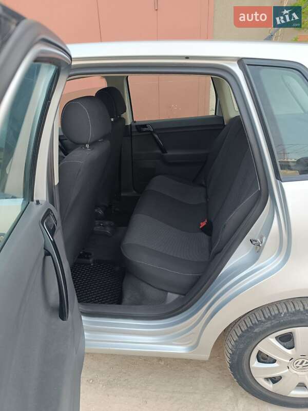 Хетчбек Volkswagen Polo 2003 в Тернополі