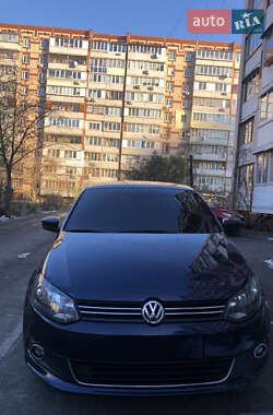 Седан Volkswagen Polo 2013 в 