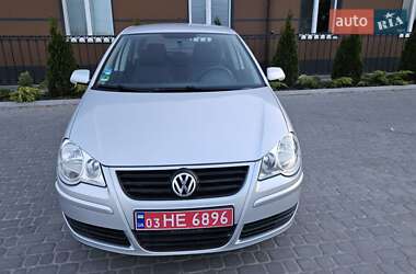 Хетчбек Volkswagen Polo 2009 в 
