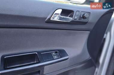 Хетчбек Volkswagen Polo 2009 в 