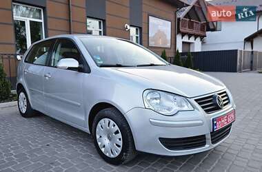 Хетчбек Volkswagen Polo 2009 в 