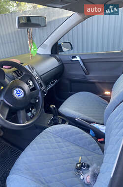 Хетчбек Volkswagen Polo 2001 в 