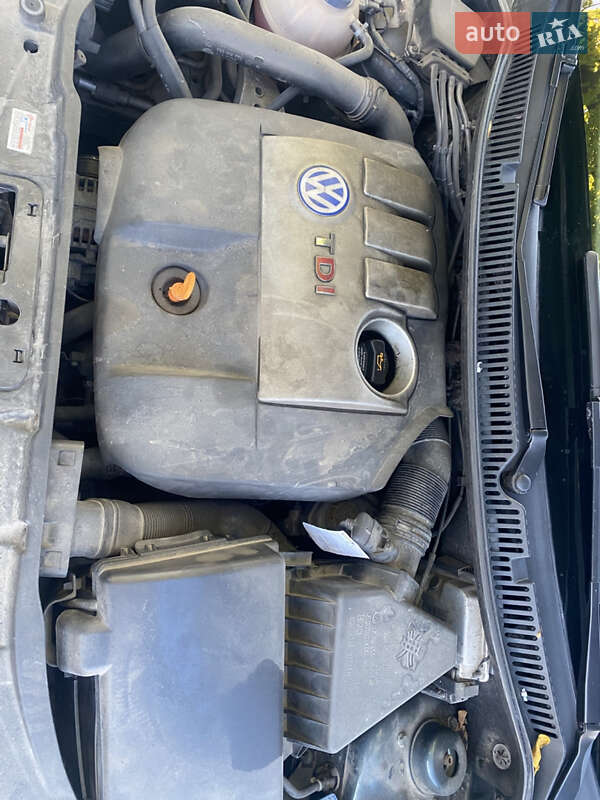 Хетчбек Volkswagen Polo 2001 в Львові