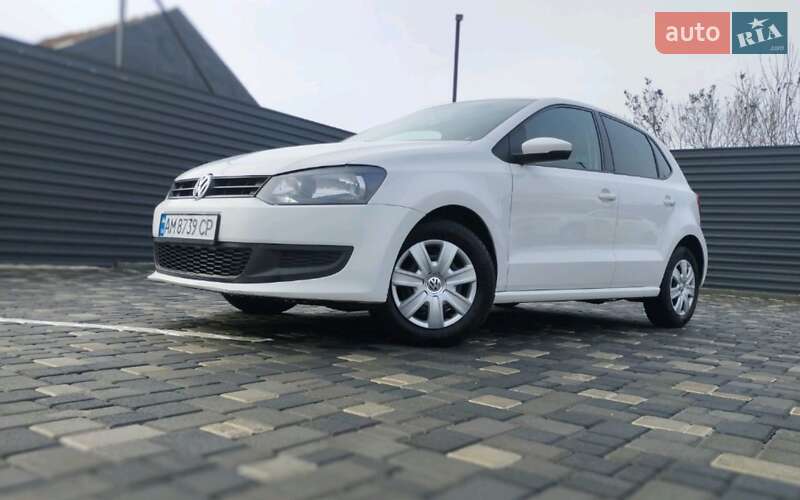 Хетчбек Volkswagen Polo 2013 в 