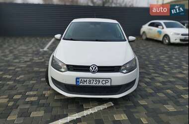 Хетчбек Volkswagen Polo 2013 в 