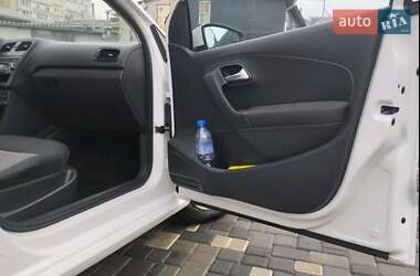 Хетчбек Volkswagen Polo 2013 в 