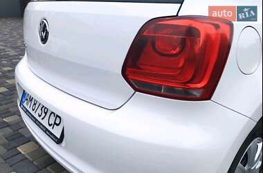 Хетчбек Volkswagen Polo 2013 в 