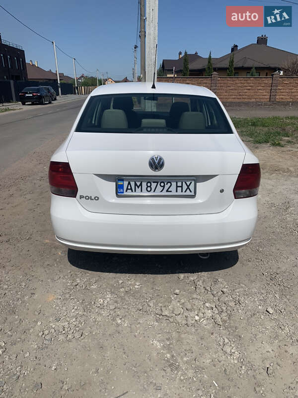 Седан Volkswagen Polo 2012 в Житомирі