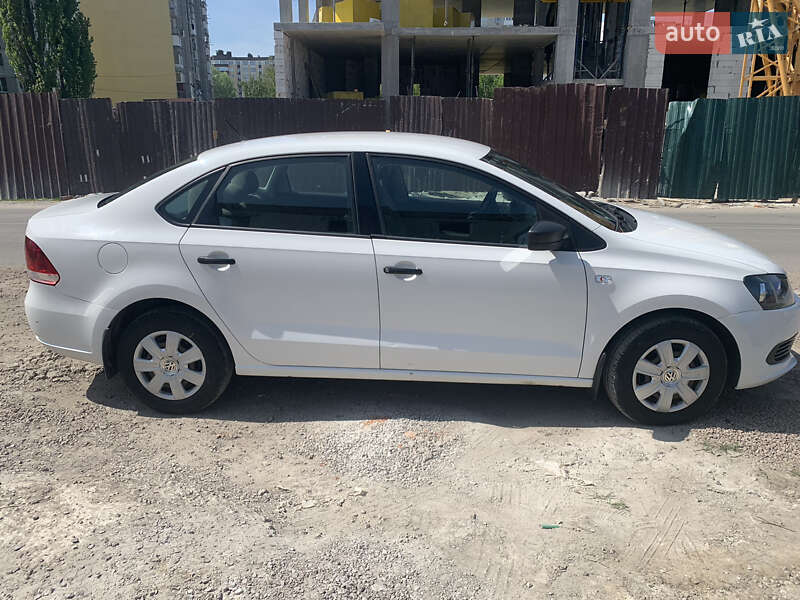 Седан Volkswagen Polo 2012 в Житомирі