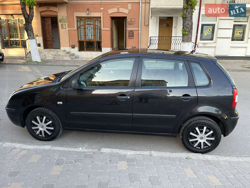 Хэтчбек Volkswagen Polo 2003 в Черновцах