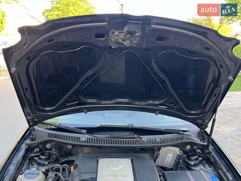 Хэтчбек Volkswagen Polo 2003 в Черновцах