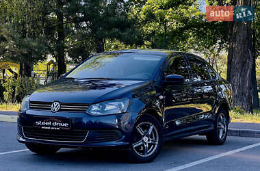 Седан Volkswagen Polo 2013 в Николаеве