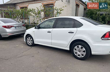 Седан Volkswagen Polo 2017 в 
