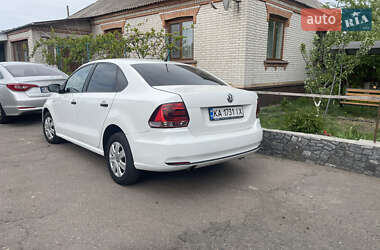 Седан Volkswagen Polo 2017 в 