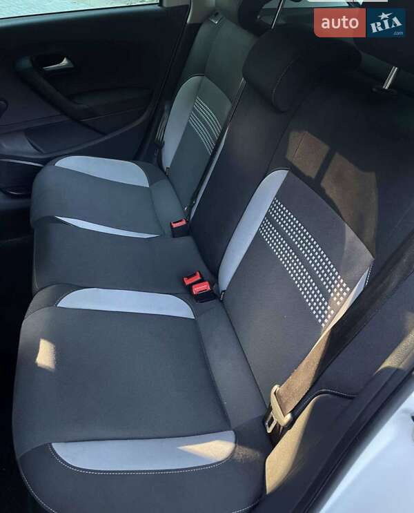 Хэтчбек Volkswagen Polo 2013 в Кропивницком