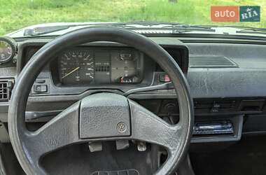Хэтчбек Volkswagen Polo 1989 в 