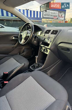 Хетчбек Volkswagen Polo 2010 в 