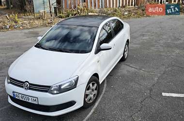 Седан Volkswagen Polo 2011 в 
