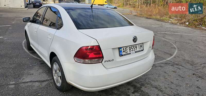 Седан Volkswagen Polo 2011 в Дніпрі