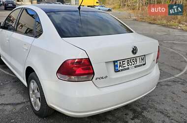 Седан Volkswagen Polo 2011 в 